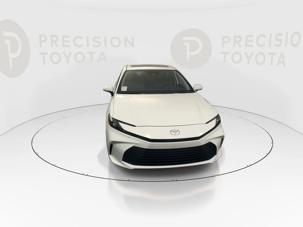 New 2026 Ice Cap Toyota LE image 5