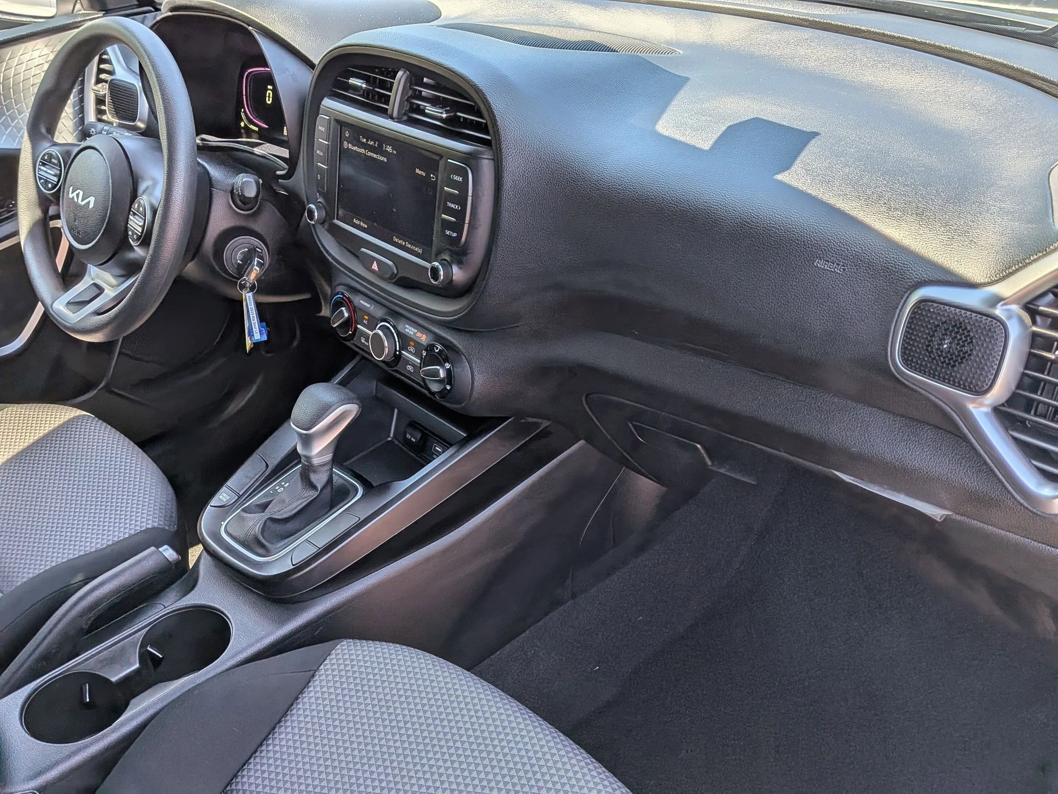Used 2025 Steel Gray Kia LX image 23