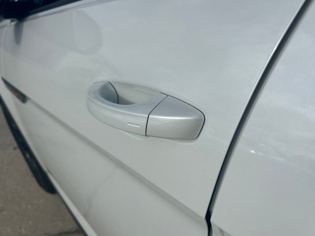 New 2026 White/off-white Volkswagen Peak Edition image 27