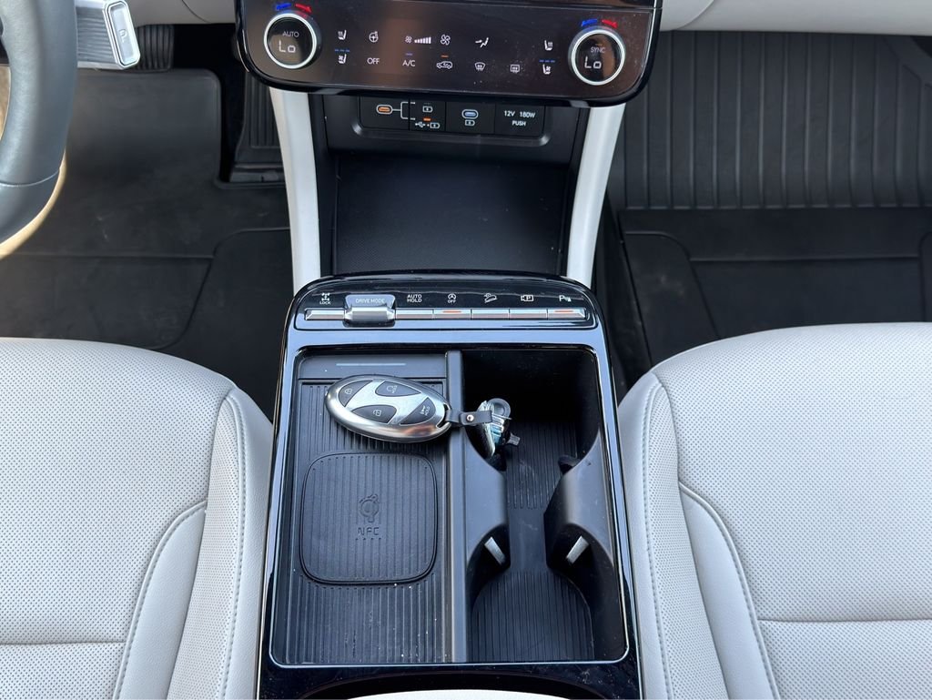 Used 2025 Gray Hyundai Limited image 15