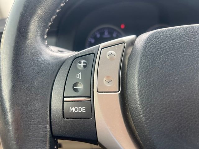 Used 2013 Starfire Pearl Lexus 350 image 22