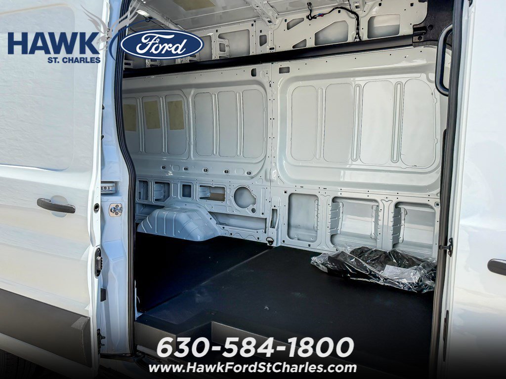 New 2026 Oxford White Ford Cargo Van image 9