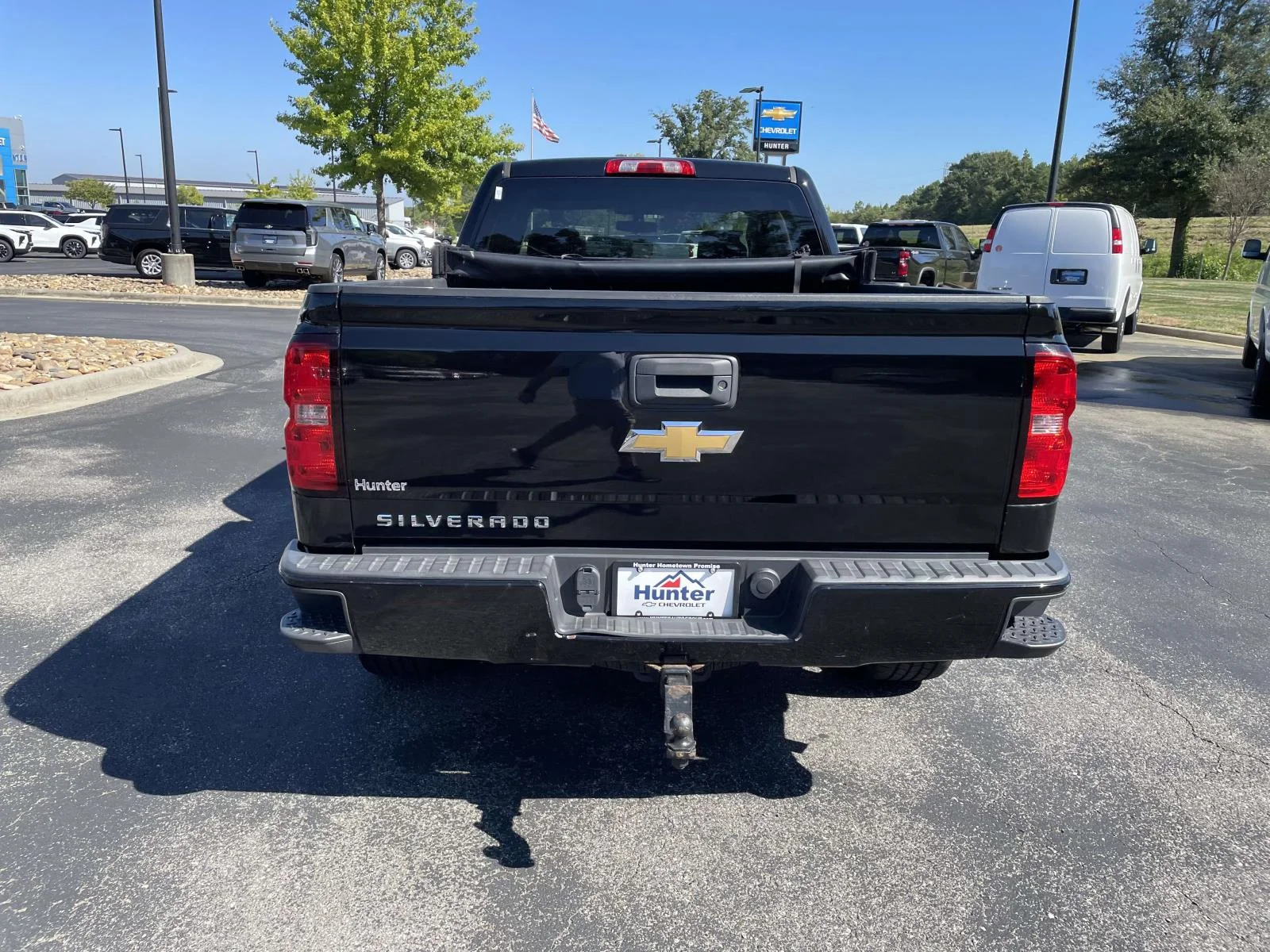 Used 2017 BLACK Chevrolet Custom image 5