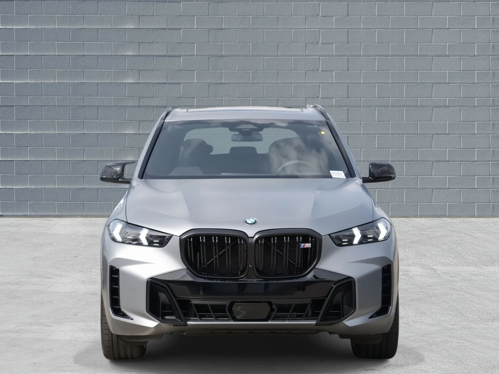 New 2026 Frozen Pure Grey Metallic BMW M60i image 2