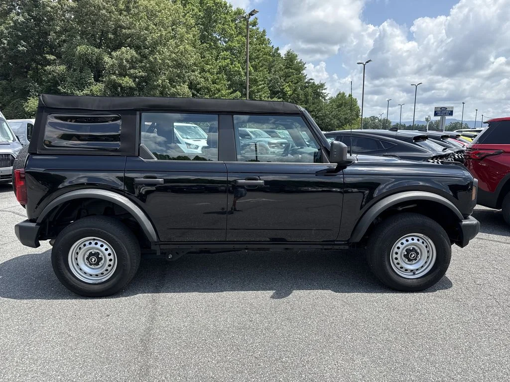 Used 2023 Black Ford Base image 8