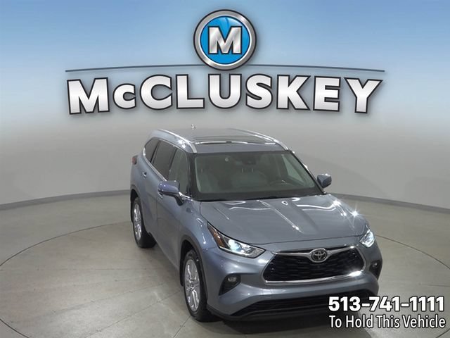 2021 Toyota Highlander Limited - Photo 8