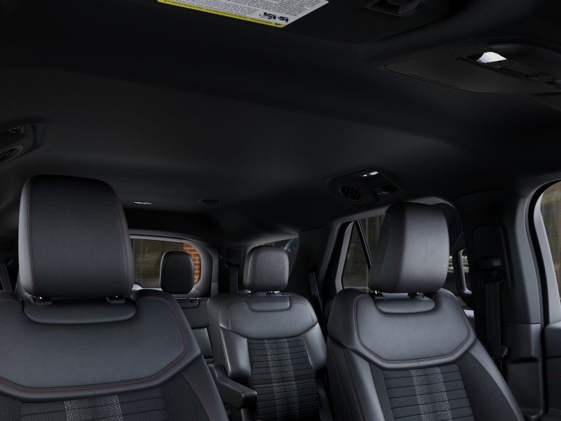 New 2027 Agate Black Metallic Ford ST-Line image 22