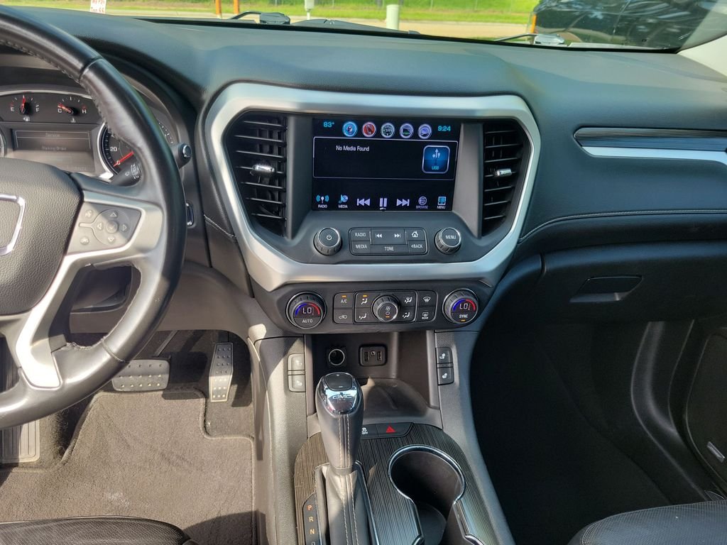Used 2018 Silver GMC SLT-1 image 25