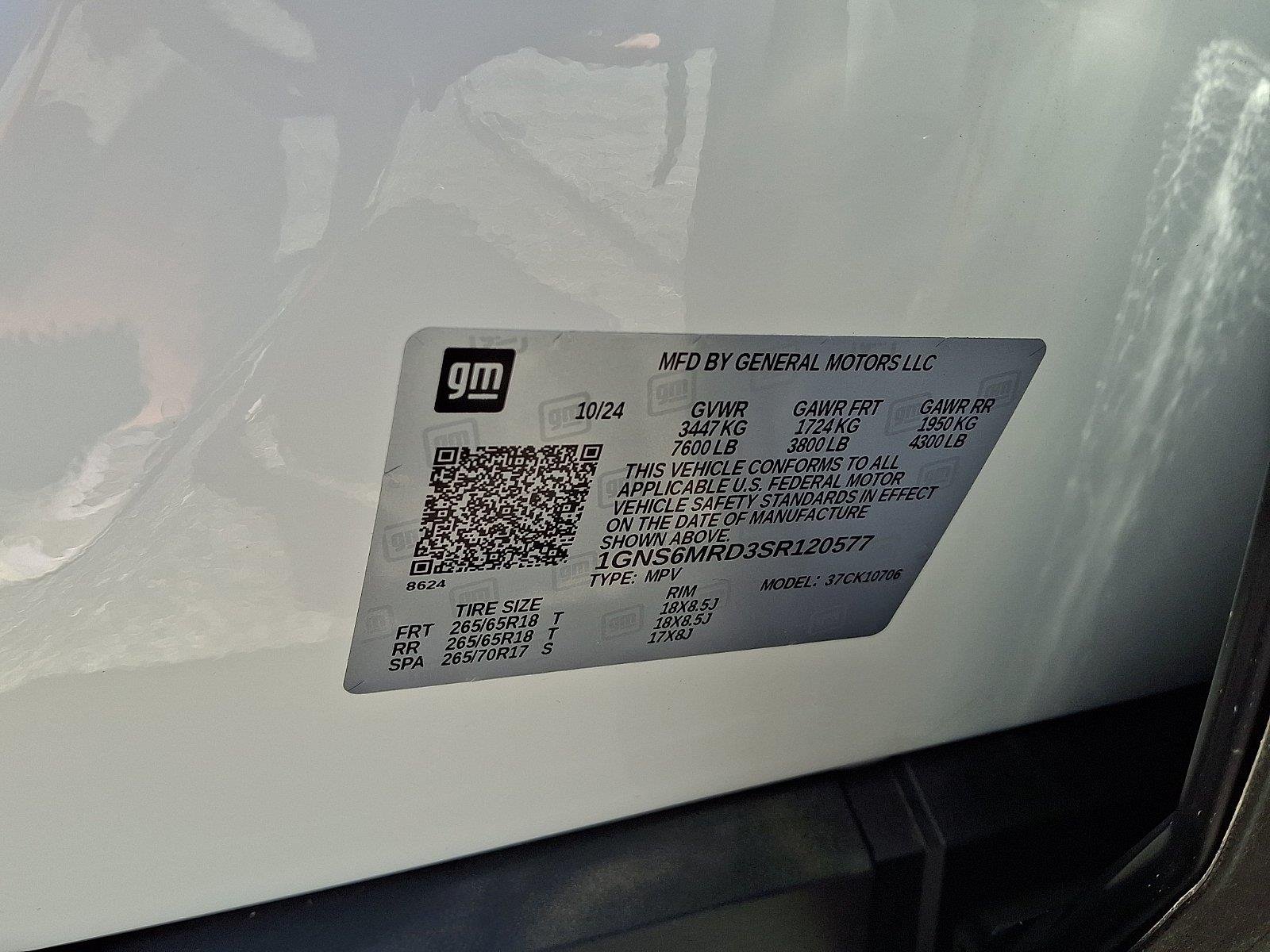 Used 2025 Summit White Chevrolet LS image 27