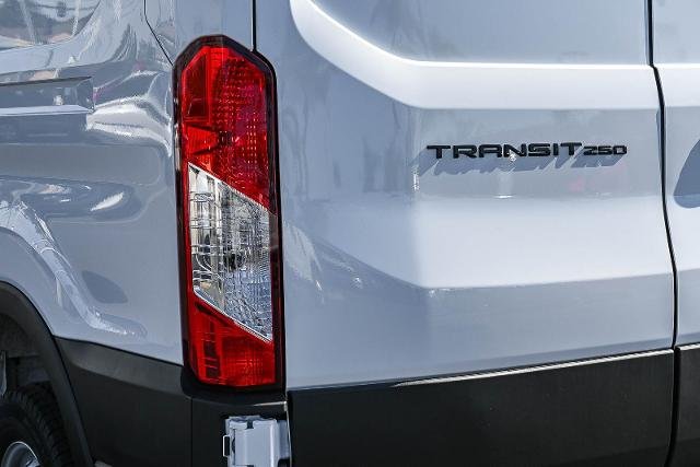 New 2026 Oxford White Ford Cargo Van image 39