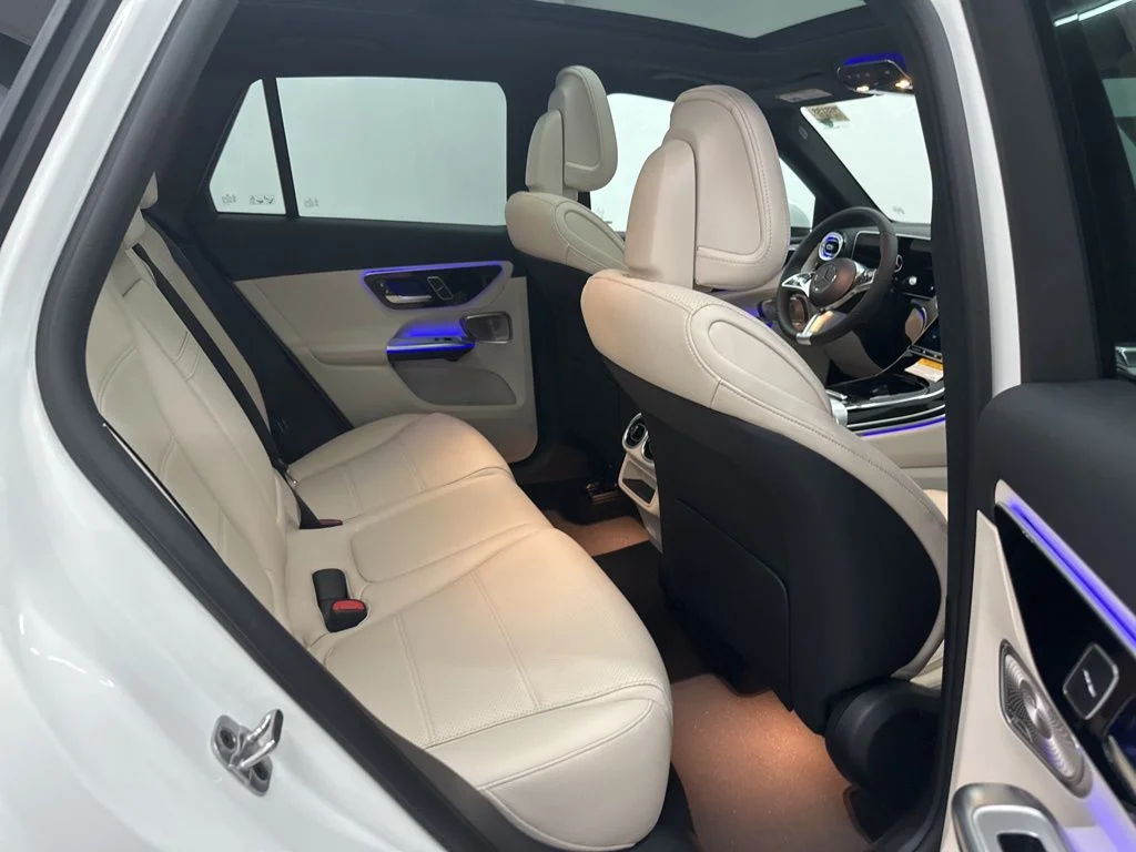 Certified Used 2026 White Mercedes-Benz GLC 300 image 28