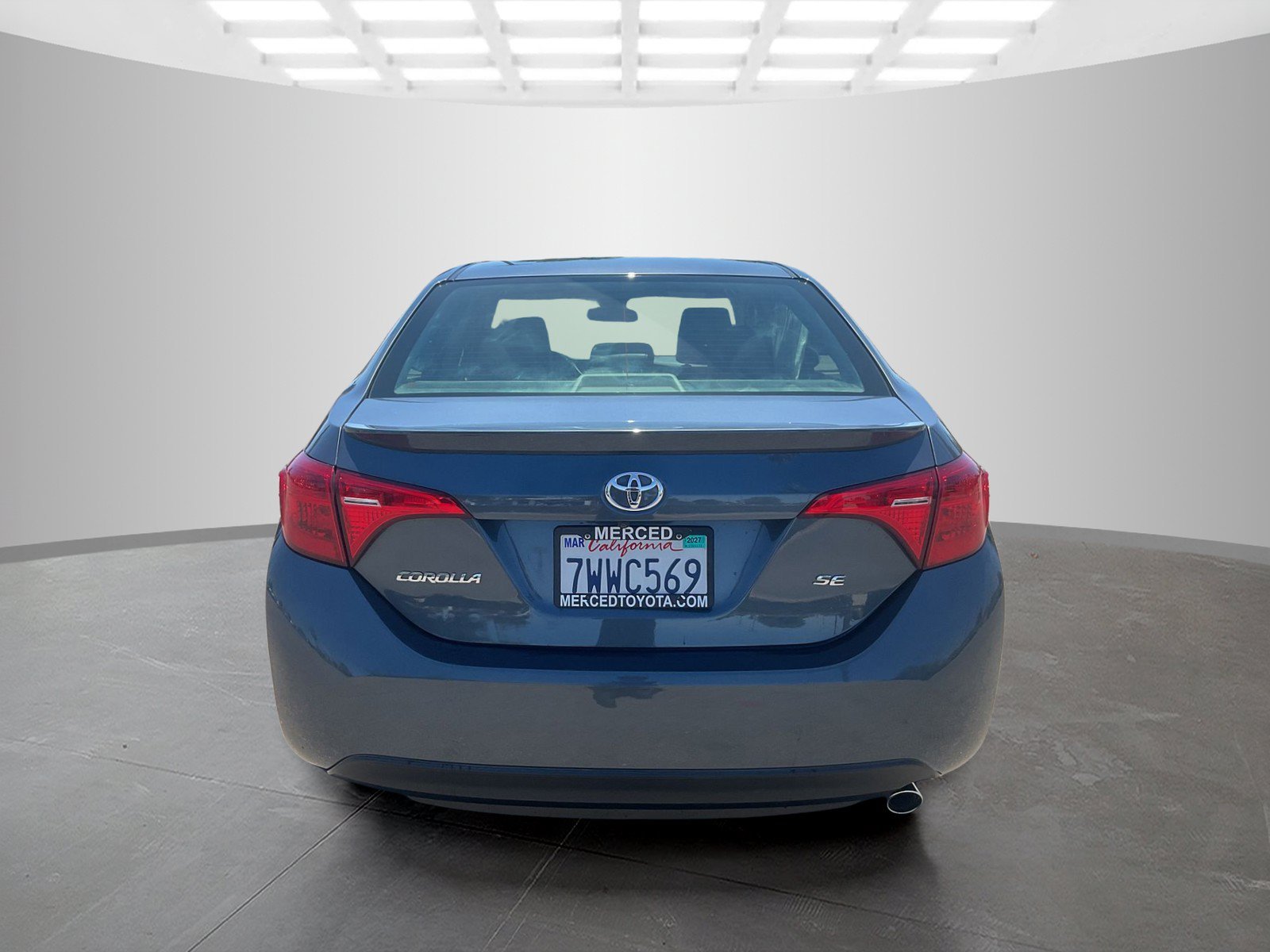 Certified Used 2017 Slate Metallic Toyota SE image 4