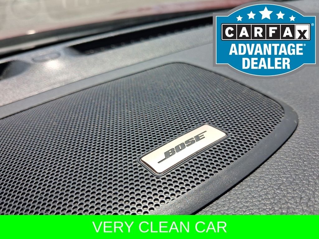 Used 2020 Red Nissan SL image 27