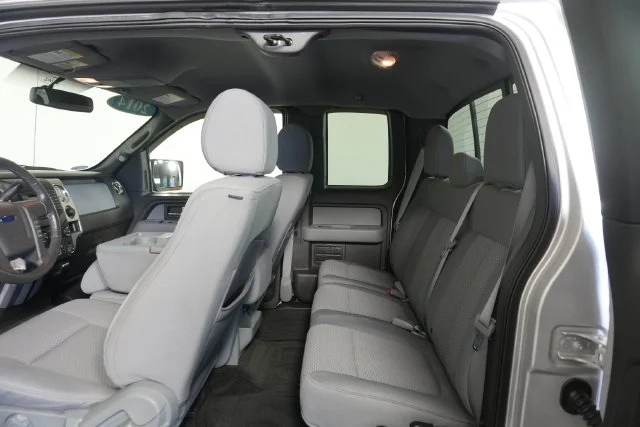 Used 2014 Ingot Silver Metallic Ford XLT image 28