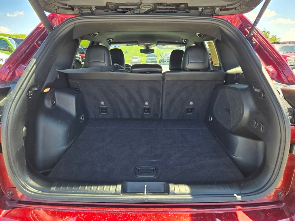 Used 2019 Red Jeep Limited image 33