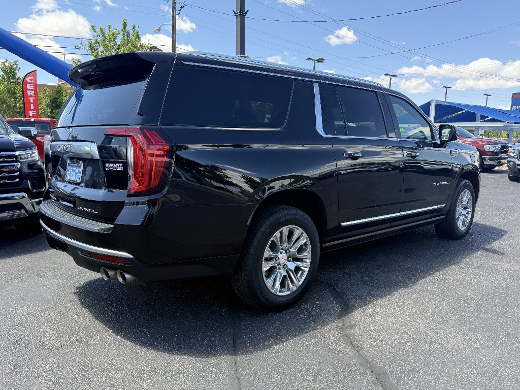 2023 GMC Yukon XL Denali - Photo 8