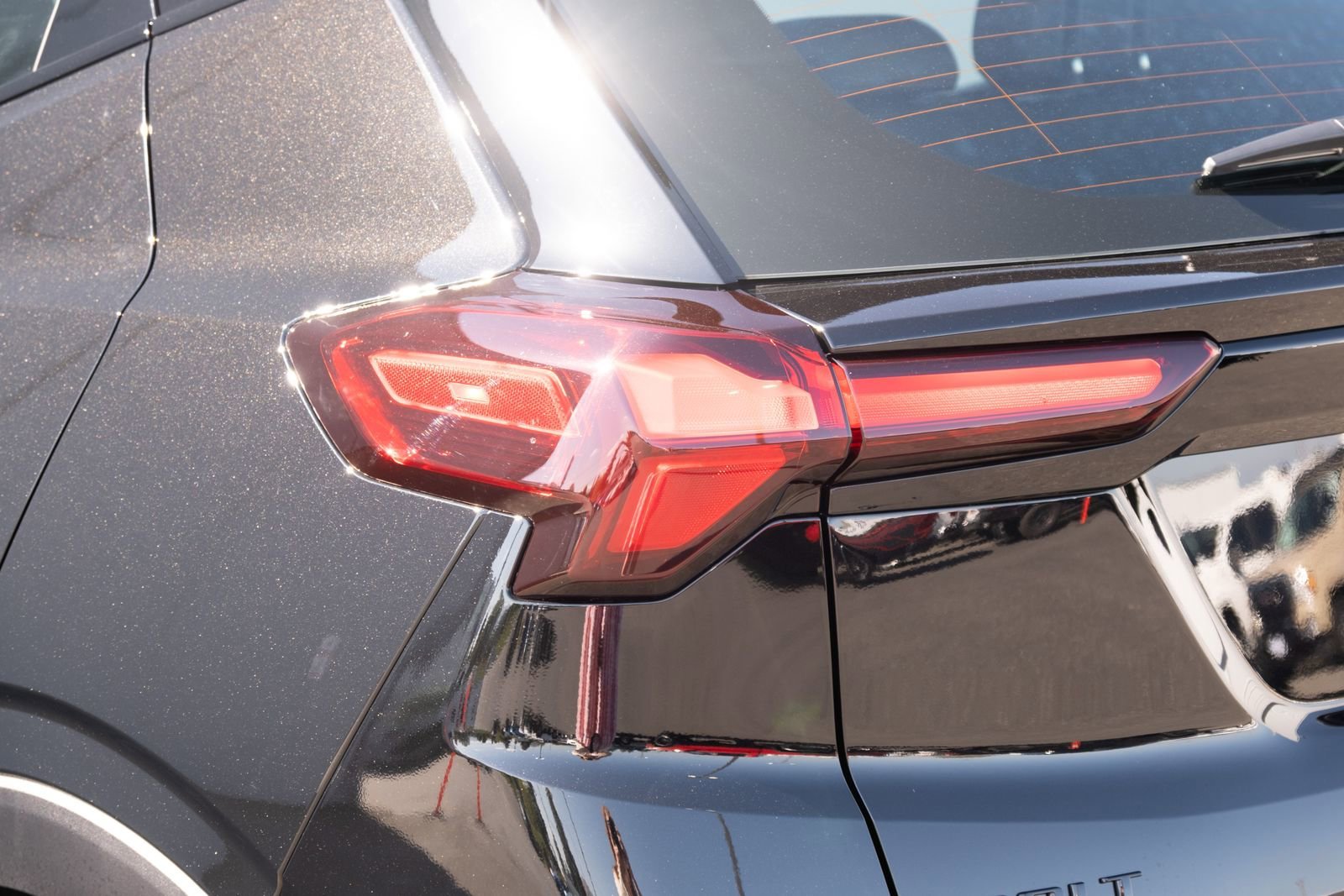 2027 Chevrolet Bolt RS - Photo 25