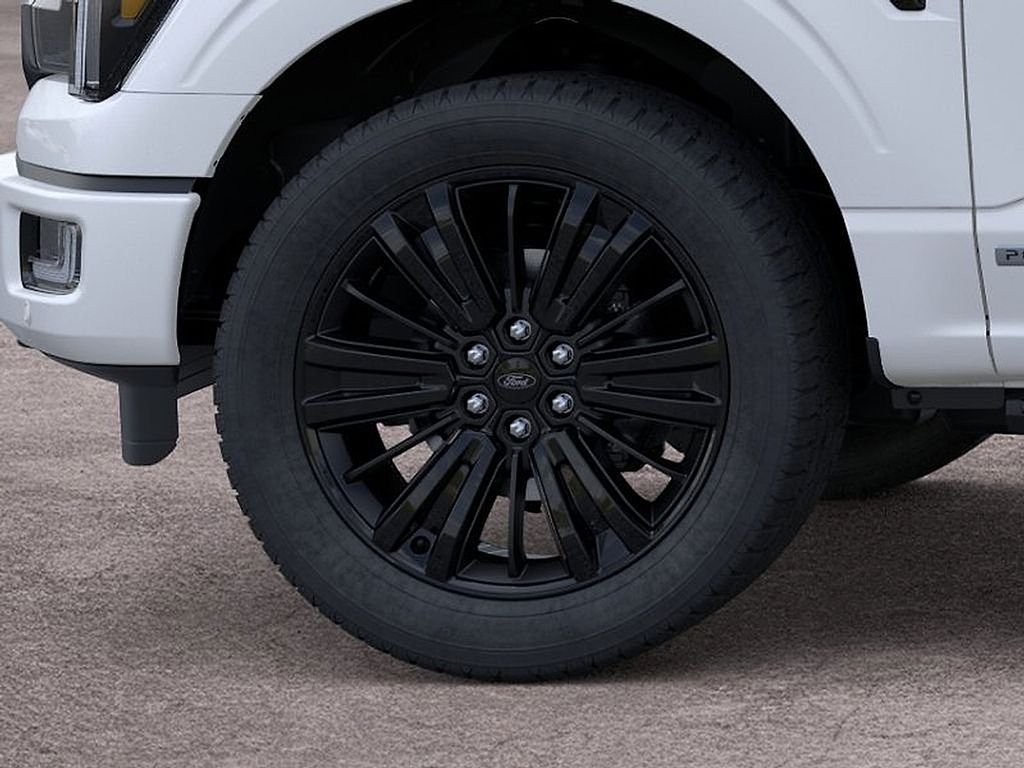 New 2026 Star White Metallic Tri-Coat Ford Platinum® image 19