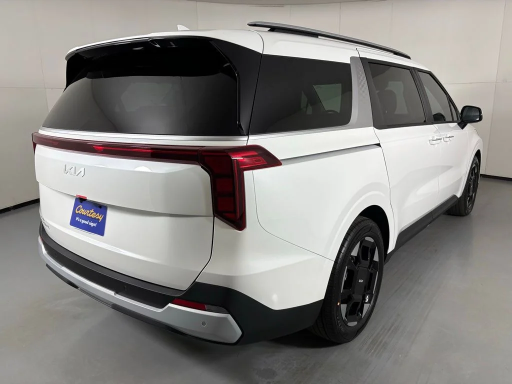 New 2026 White Kia EX image 8