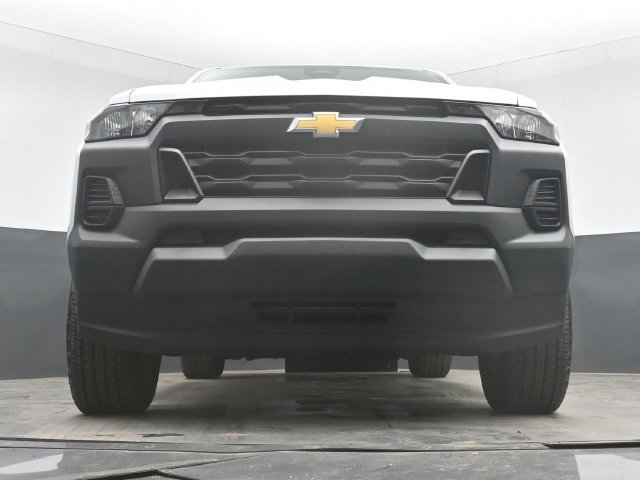Used 2025 White Chevrolet Work Truck image 39