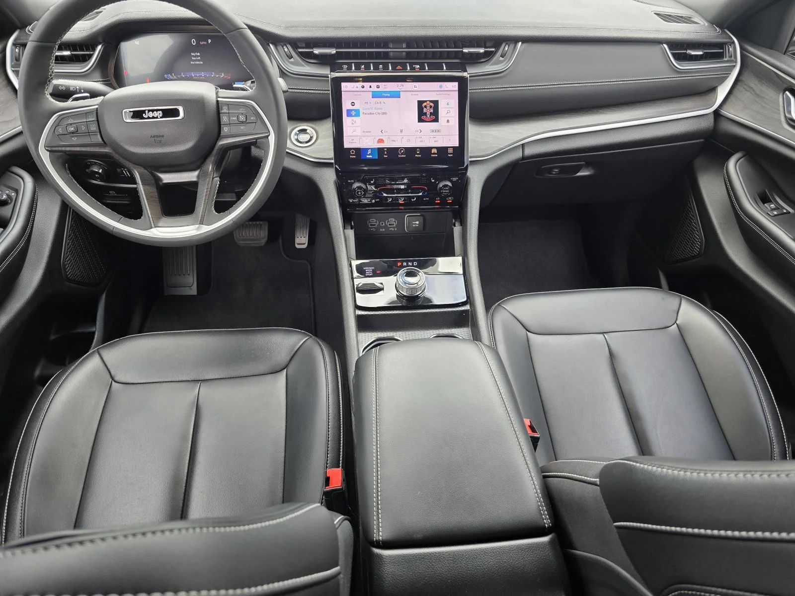 Used 2024 Black Jeep Limited 4x4 image 11