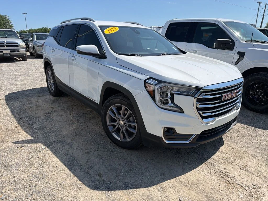2023 GMC Terrain SLT FWD's photo