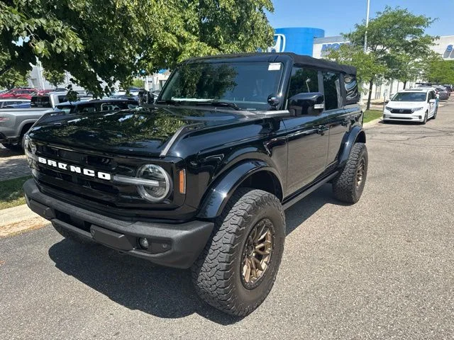 Used 2021 Shadow Black Ford Outer Banks image 1