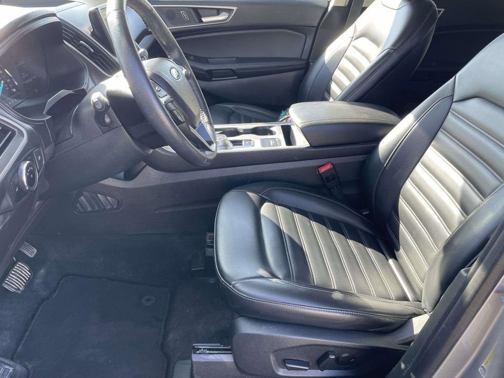 Used 2024 Silver Ford SEL image 12
