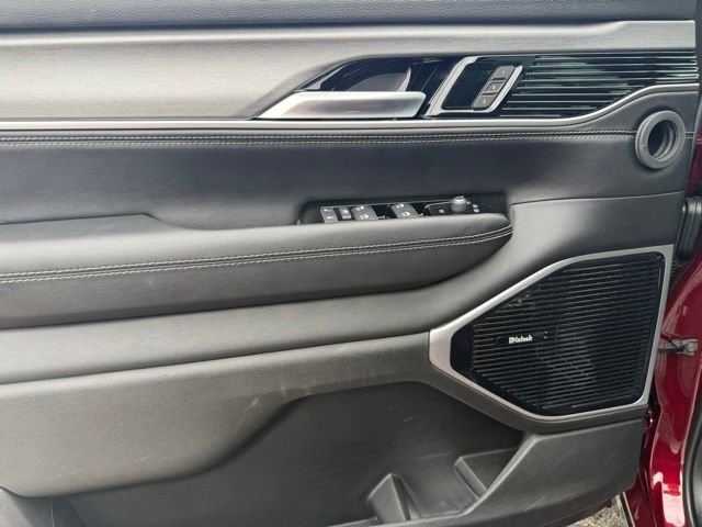 New 2026 Velvet Red Pearlcoat (DISC) Jeep Grand Wagoneer image 21
