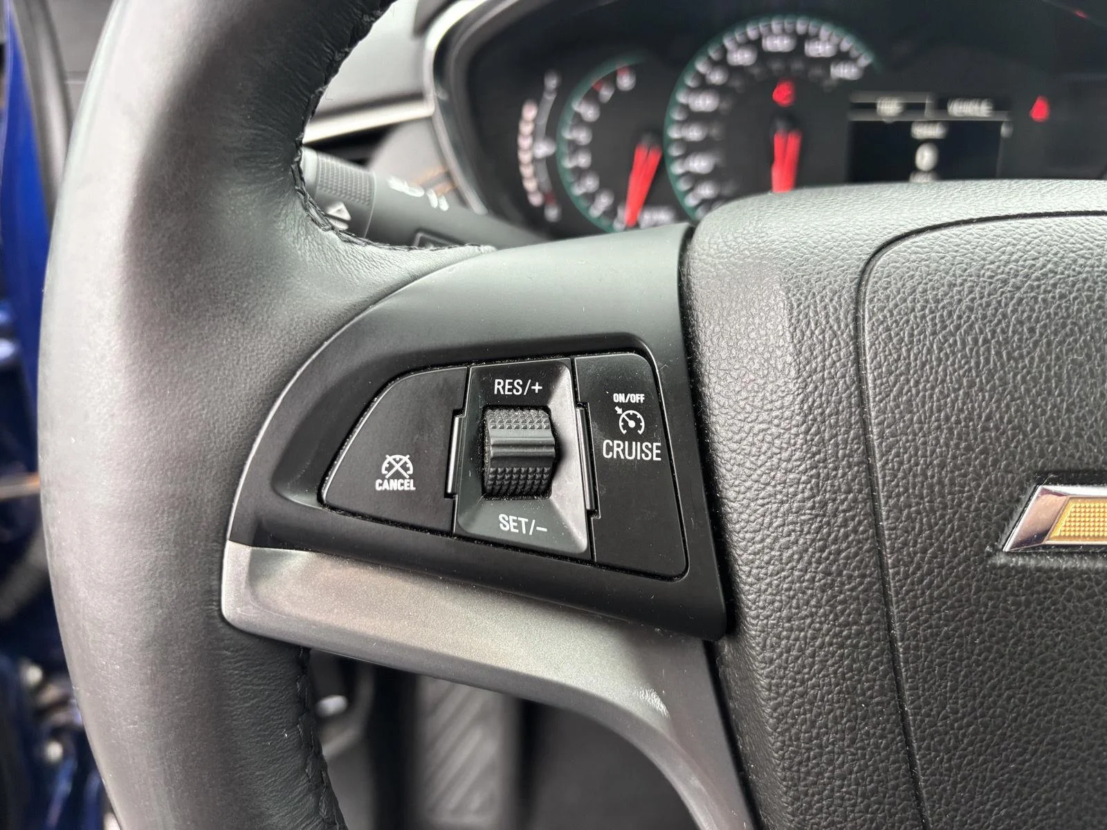 Used 2017 Blue Topaz Metallic Chevrolet LT image 20