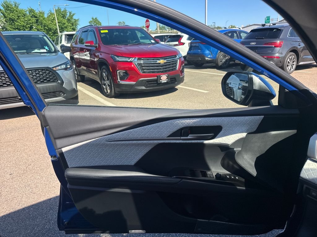 2026 Toyota Camry XLE - Photo 30