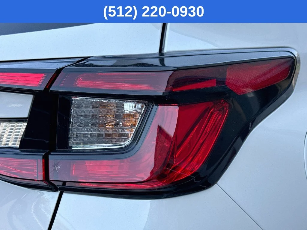 New 2026 White Subaru Premium image 33