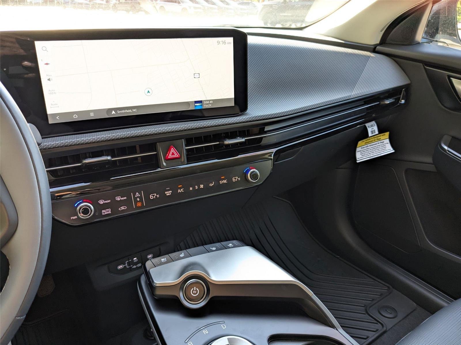 New 2025 Glacier White Pearl Kia Wind image 21
