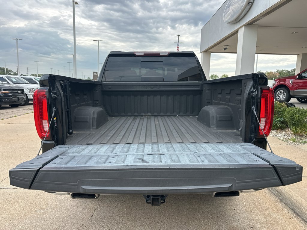 Used 2019 Onyx Black GMC SLT image 7