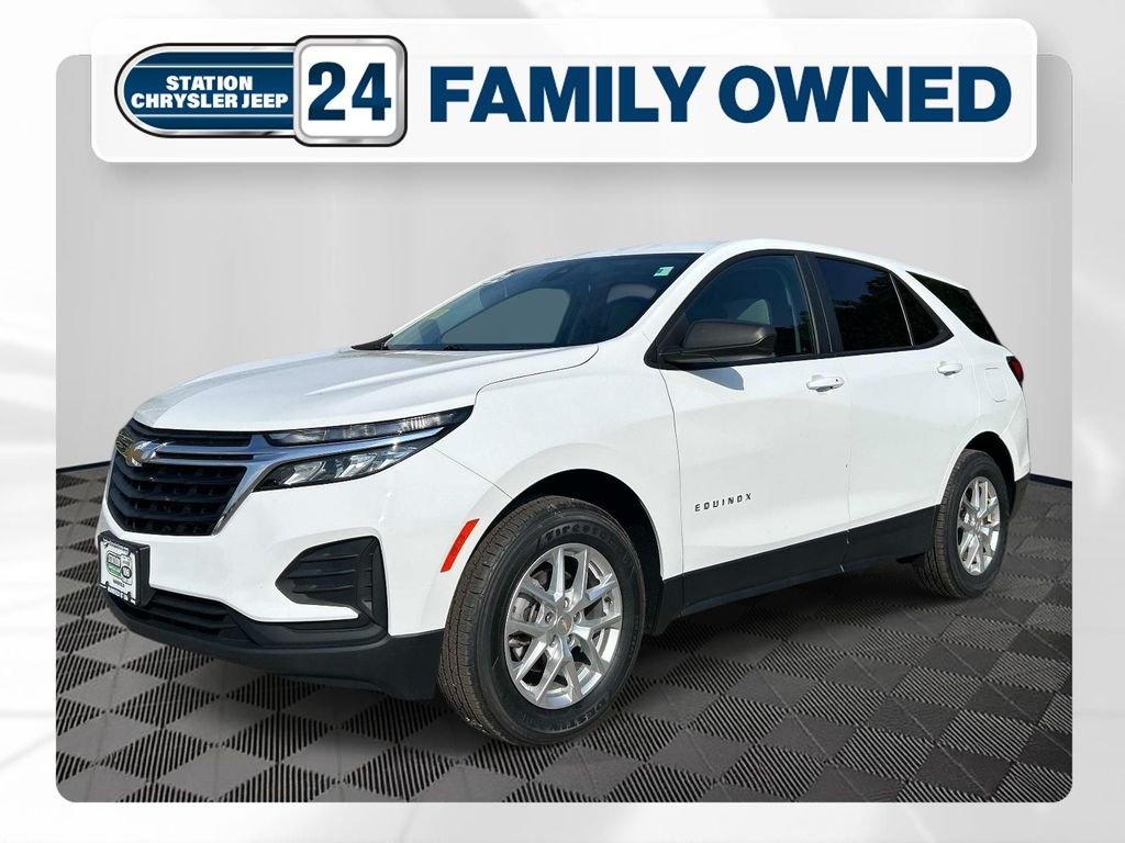 Used 2022 White Chevrolet LS image 1