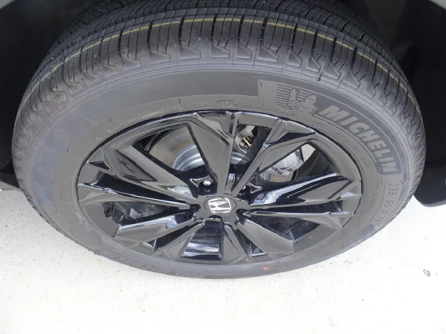 New 2027 Platinum White Pearl Honda Sport Touring image 10