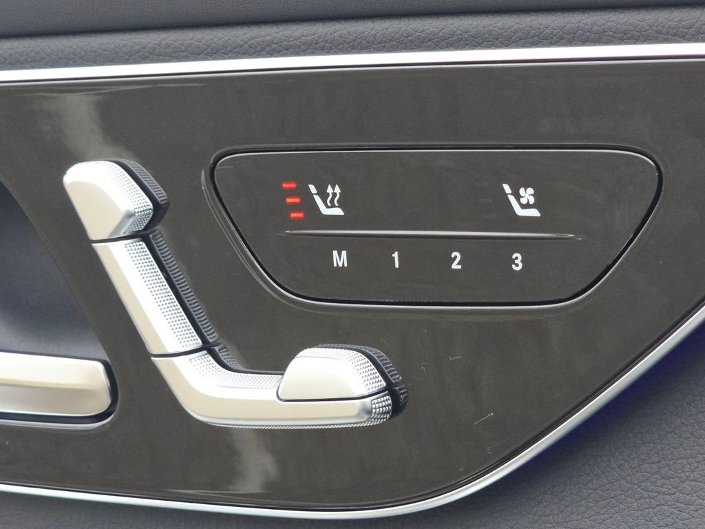 New 2026 Cirrus Silver Metallic Mercedes-Benz GLC 300 image 42