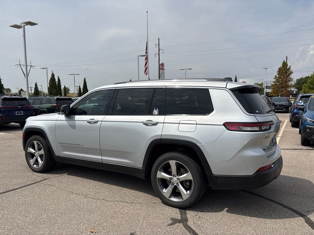 Used 2021 Silver Jeep Limited image 6