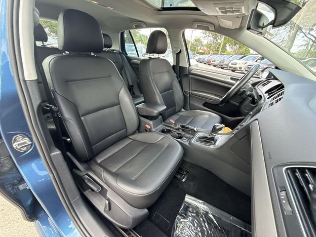 Used 2017 Blue Volkswagen Wolfsburg image 26