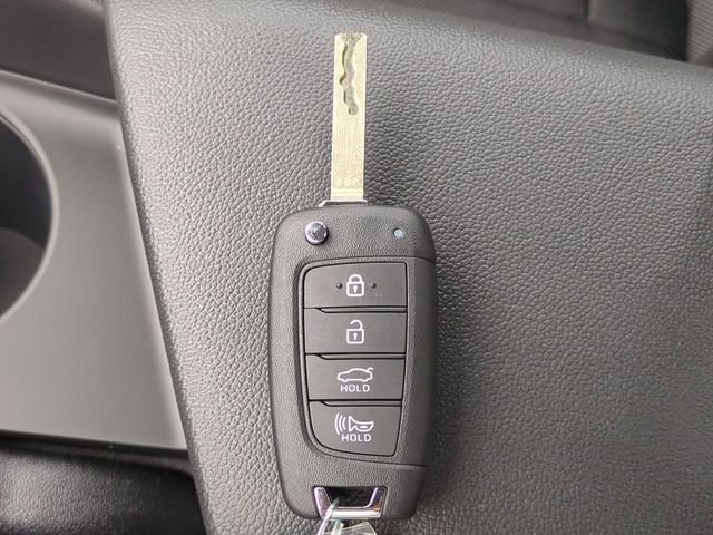 New 2026 White Hyundai SE image 50