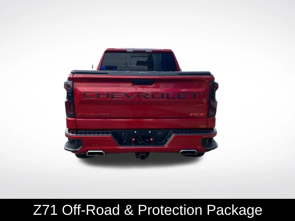 Used 2021 Red Chevrolet RST image 6