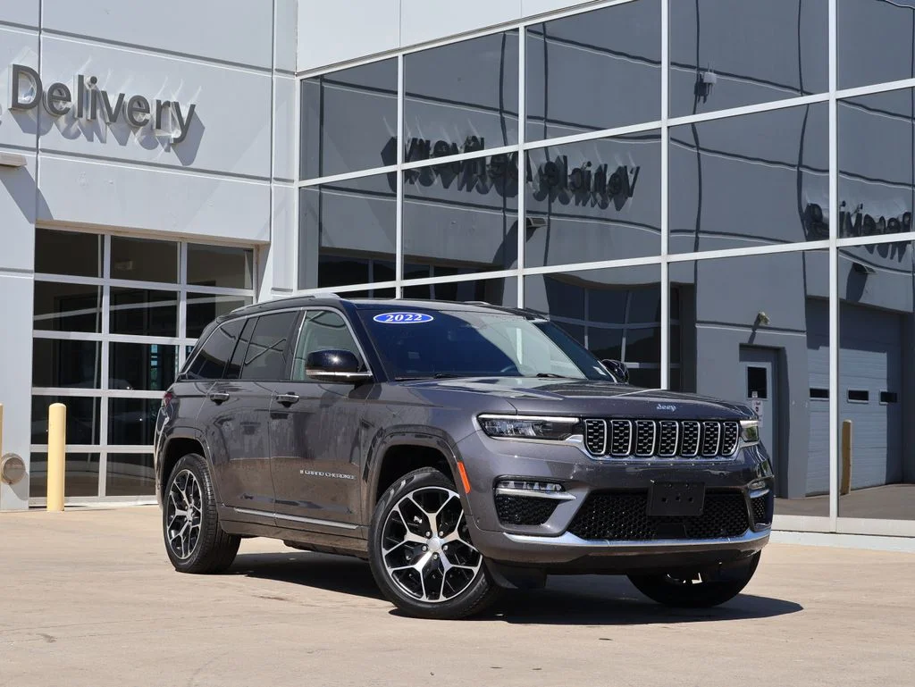 2022 Jeep Grand Cherokee Summit 4xe 4x4's photo