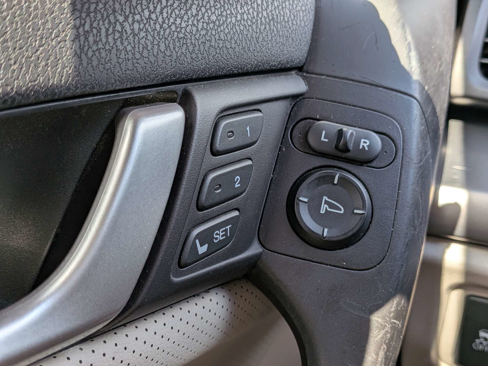 Used 2012 Graphite Luster Metallic Acura Tech Pkg image 27