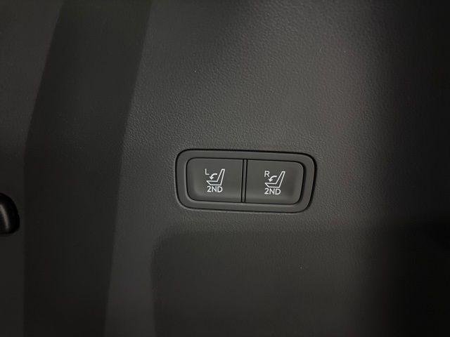 New 2026 Red Hyundai SEL image 30