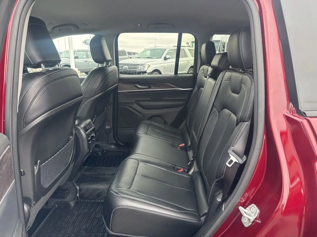 Used 2023 Red Jeep Limited image 27
