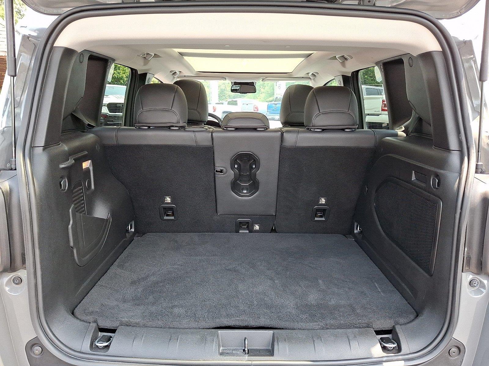 Used 2022 Sting-Gray Clearcoat Jeep Trailhawk image 33