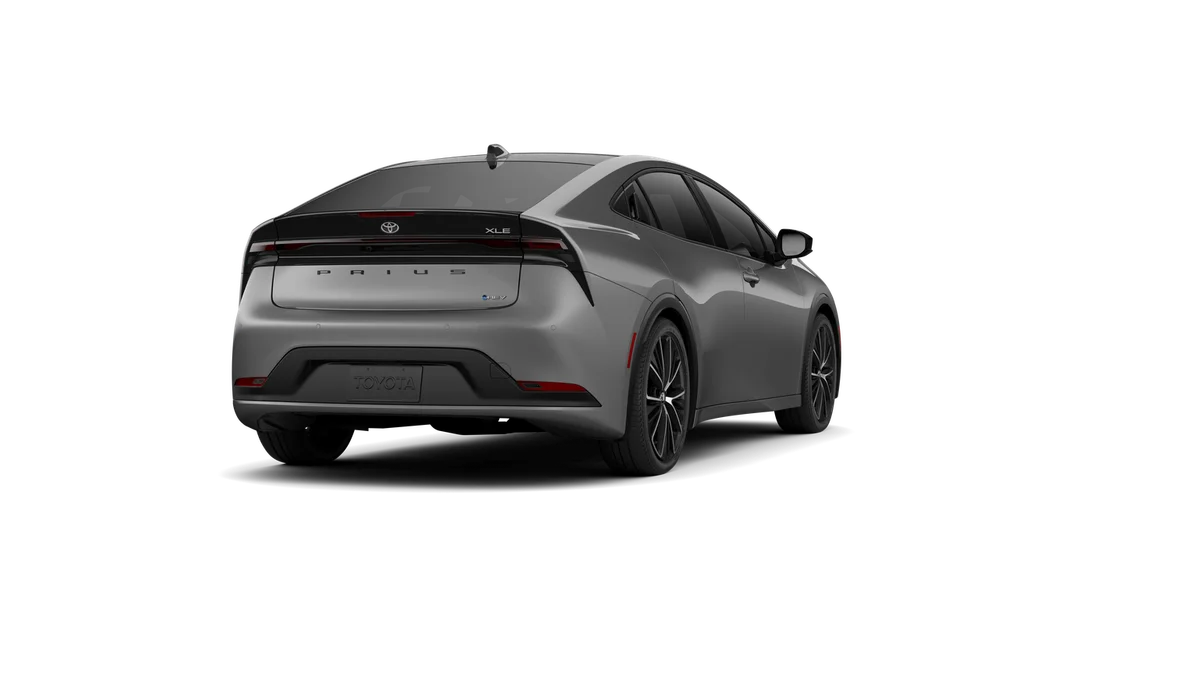 New 2026 Guardian Gray Toyota XLE image 31