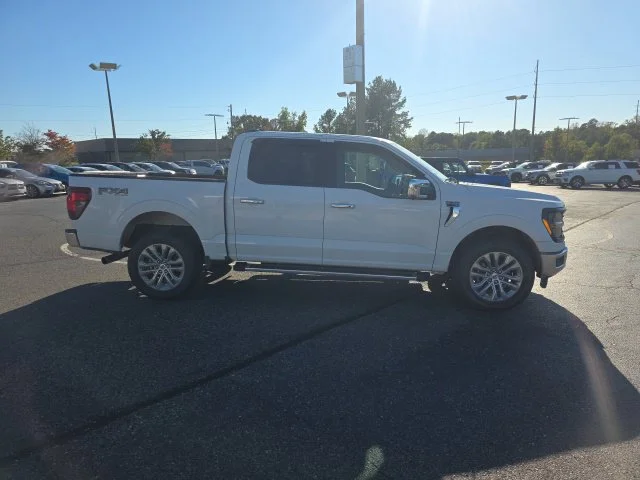 Used 2025 White Ford XLT image 2