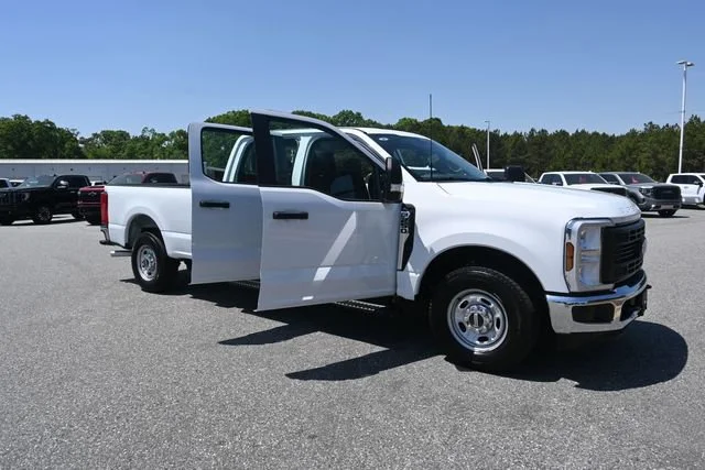 Used 2026 Oxford White Ford XL image 18