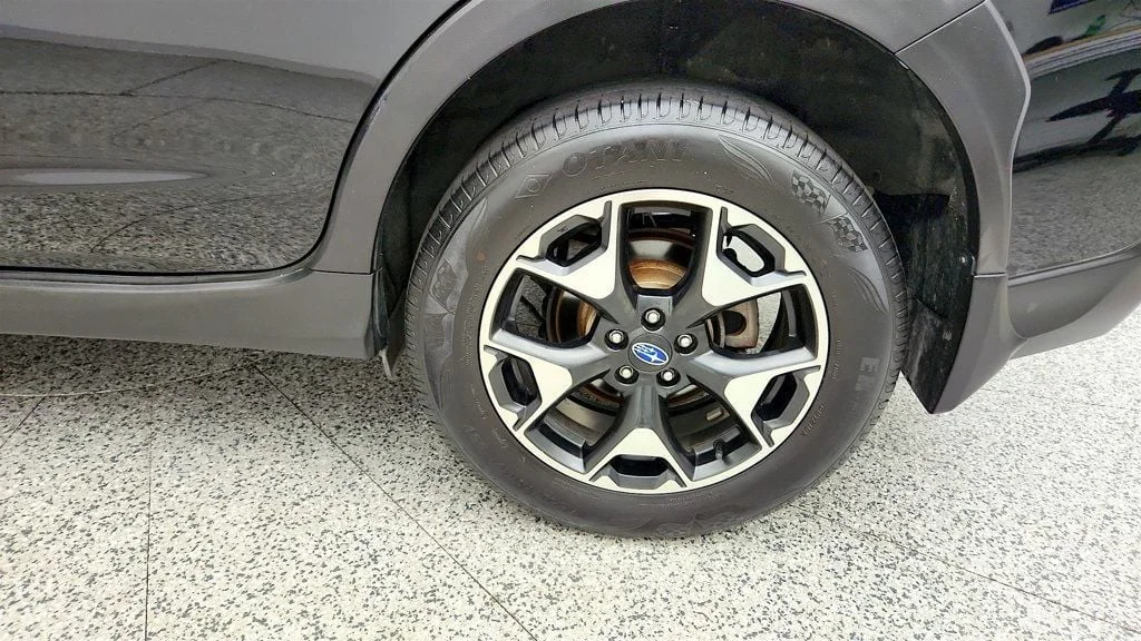 Used 2019 Crystal Black Silica Subaru 2.0i Premium CVT w/ Popular Package #2 image 9